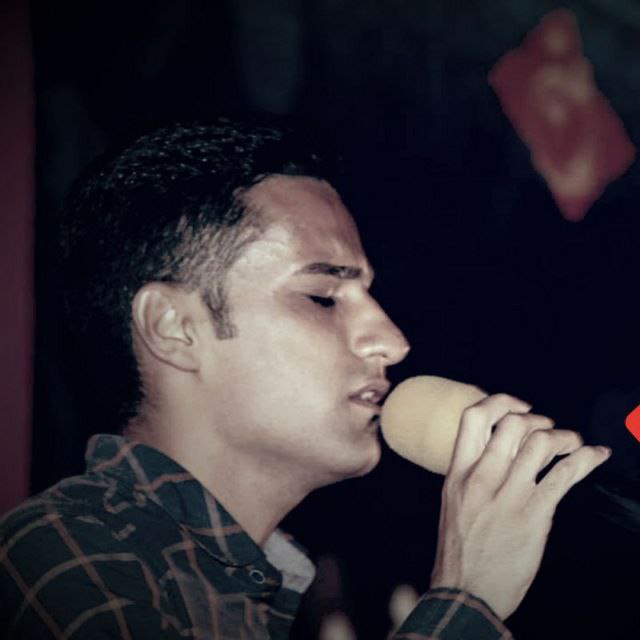 مطلب کریمی گورانی کراس زرد به دنگی